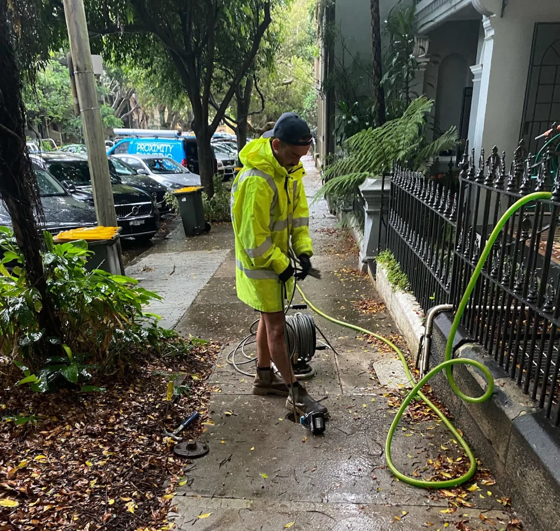 What to Do While Waiting for Your Emergency Plumber